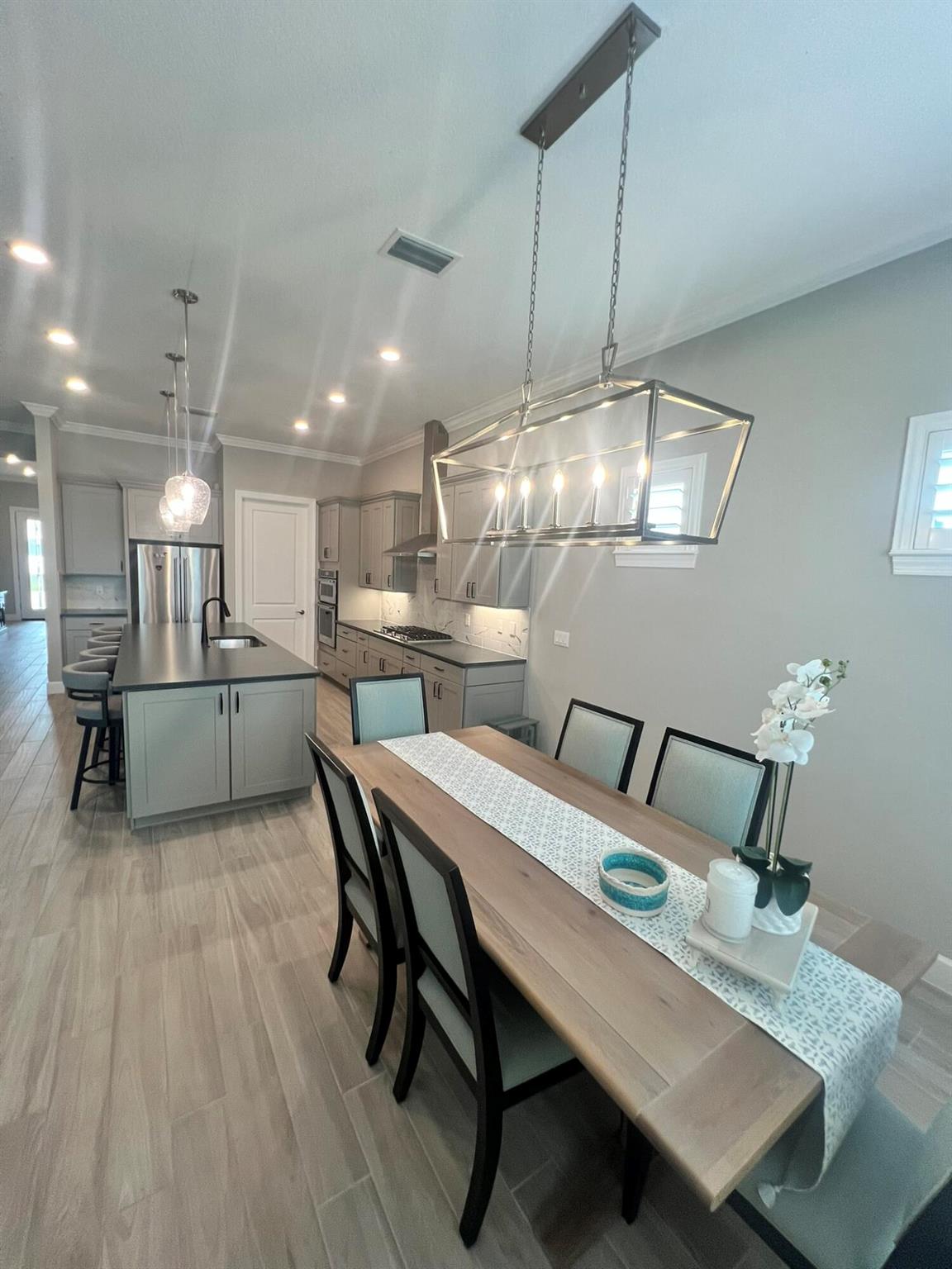 VERANDA GARDENS - Residential Lease