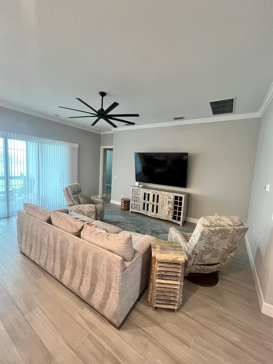 VERANDA GARDENS - Residential Lease