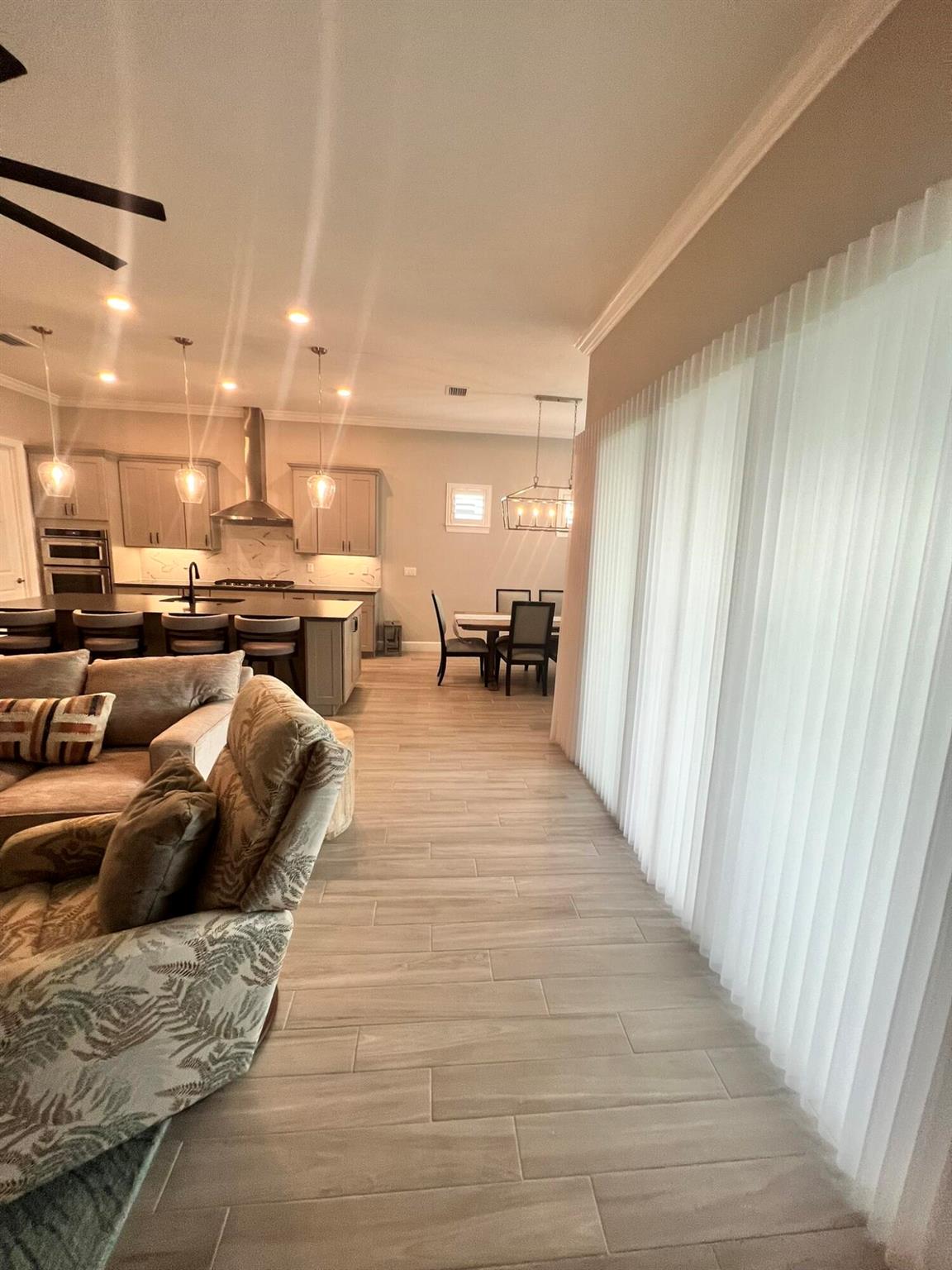 VERANDA GARDENS - Residential Lease