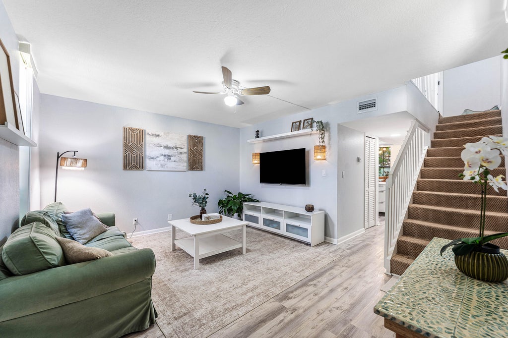 Photo of 781 SE 1st Way, Deerfield Beach, FL 33441 (MLS # B26090363)