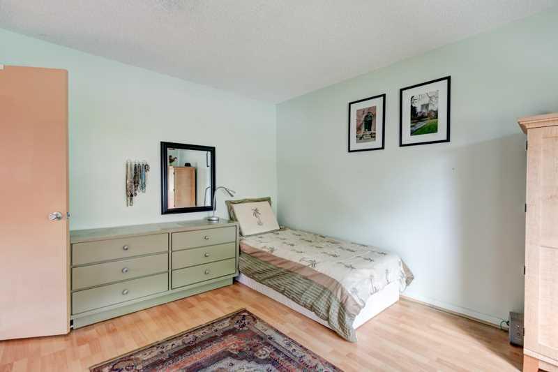 Racquet Club Apts 9A So - Residential