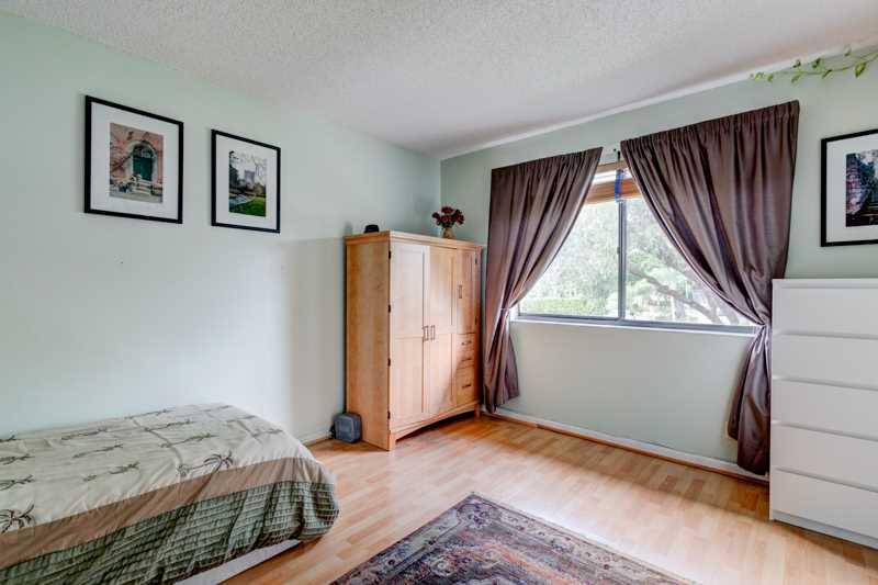 Racquet Club Apts 9A So - Residential