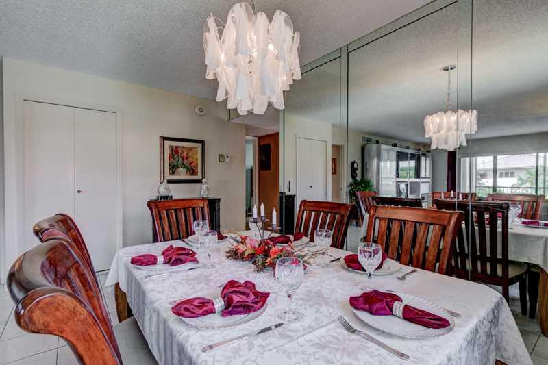 Racquet Club Apts 9A So - Residential