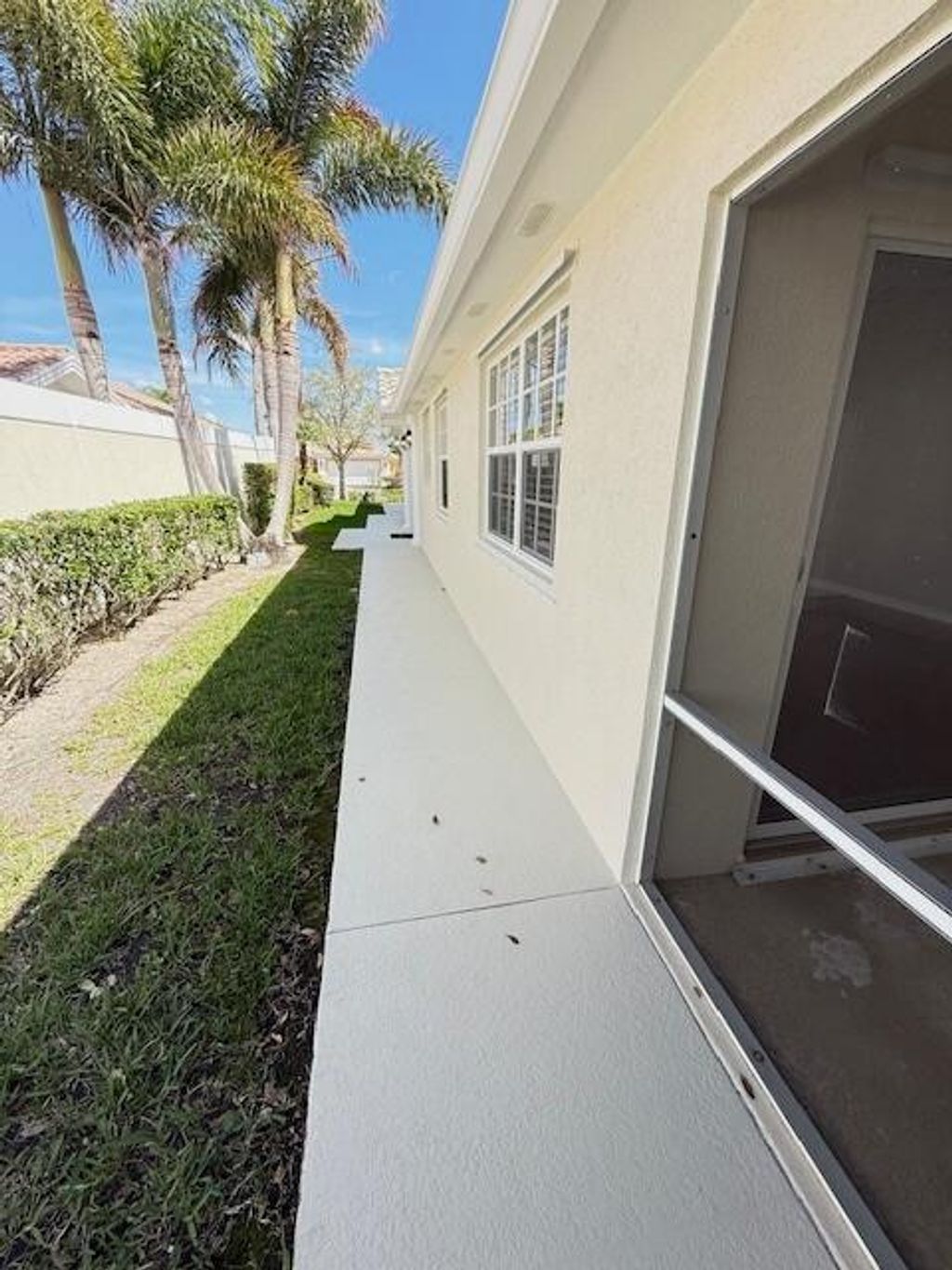 Photo of 10762 SW Elsinore Drive, Port Saint Lucie, FL 34987 (MLS # B26001289)