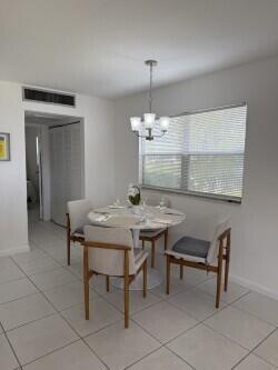 KINGS POINT VALENCIA A TH - Residential