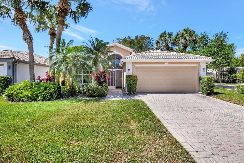 Photo of 8210 Bellafiore Way, Boynton Beach, FL 33472 (MLS # R11071595)