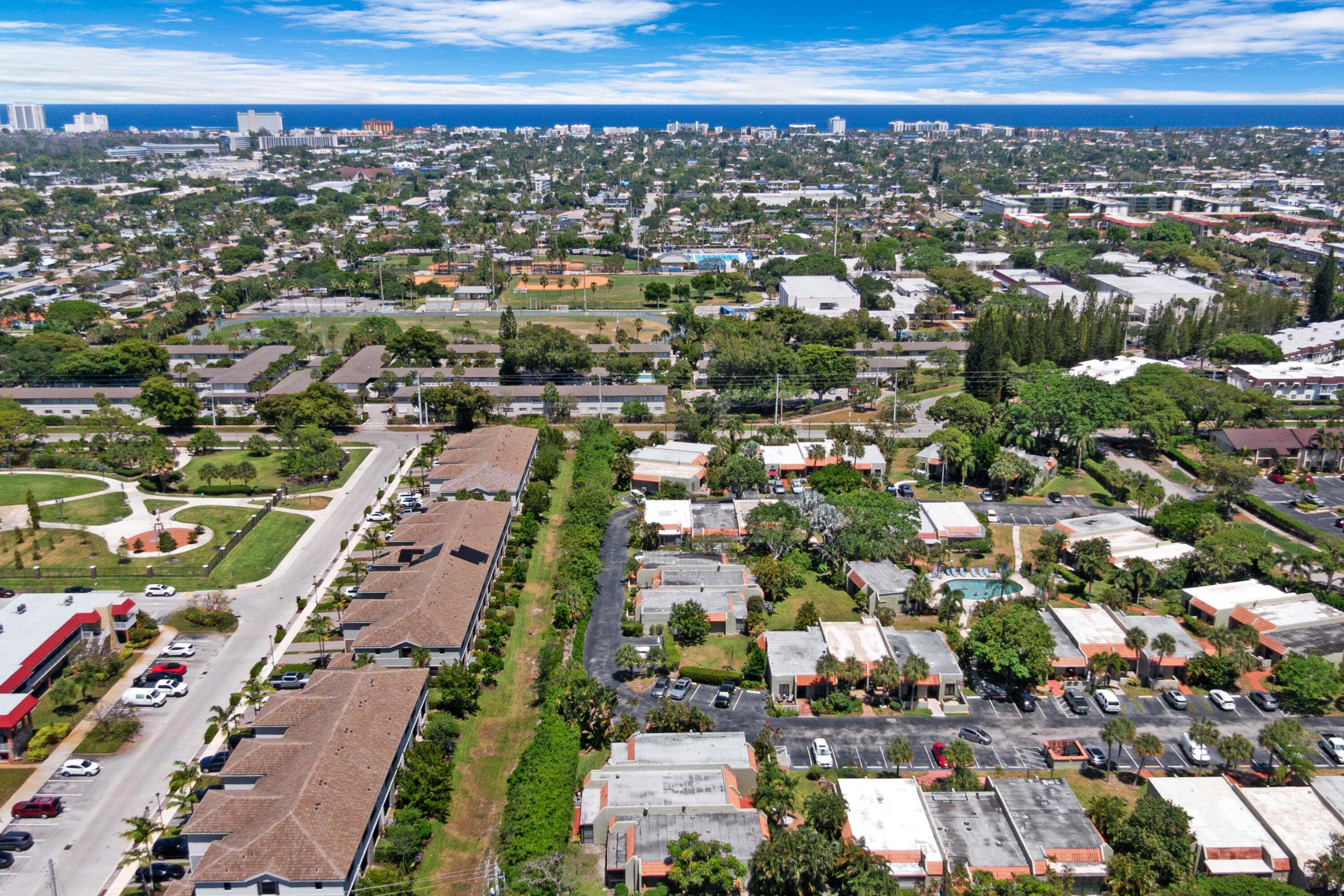 DEERFIELD PLAZA - Residential