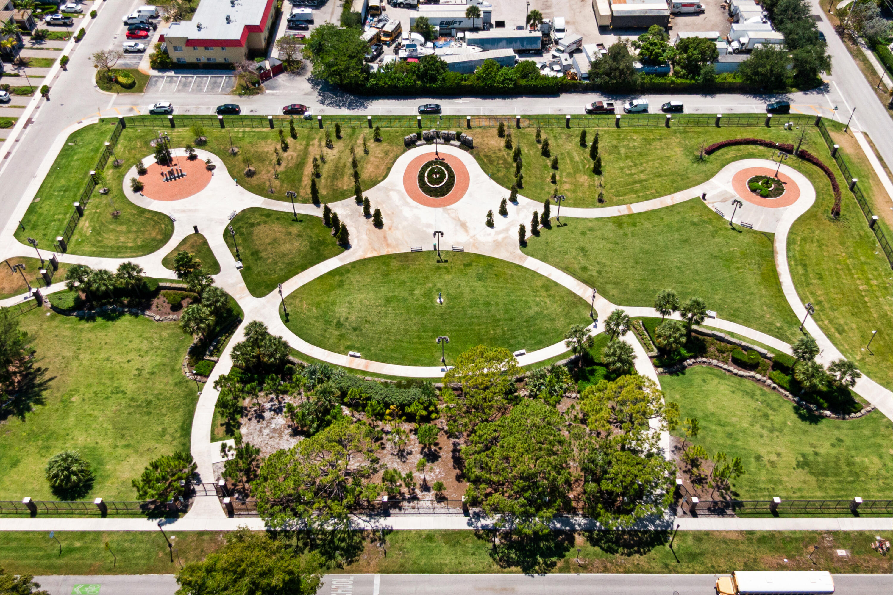 DEERFIELD PLAZA - Residential