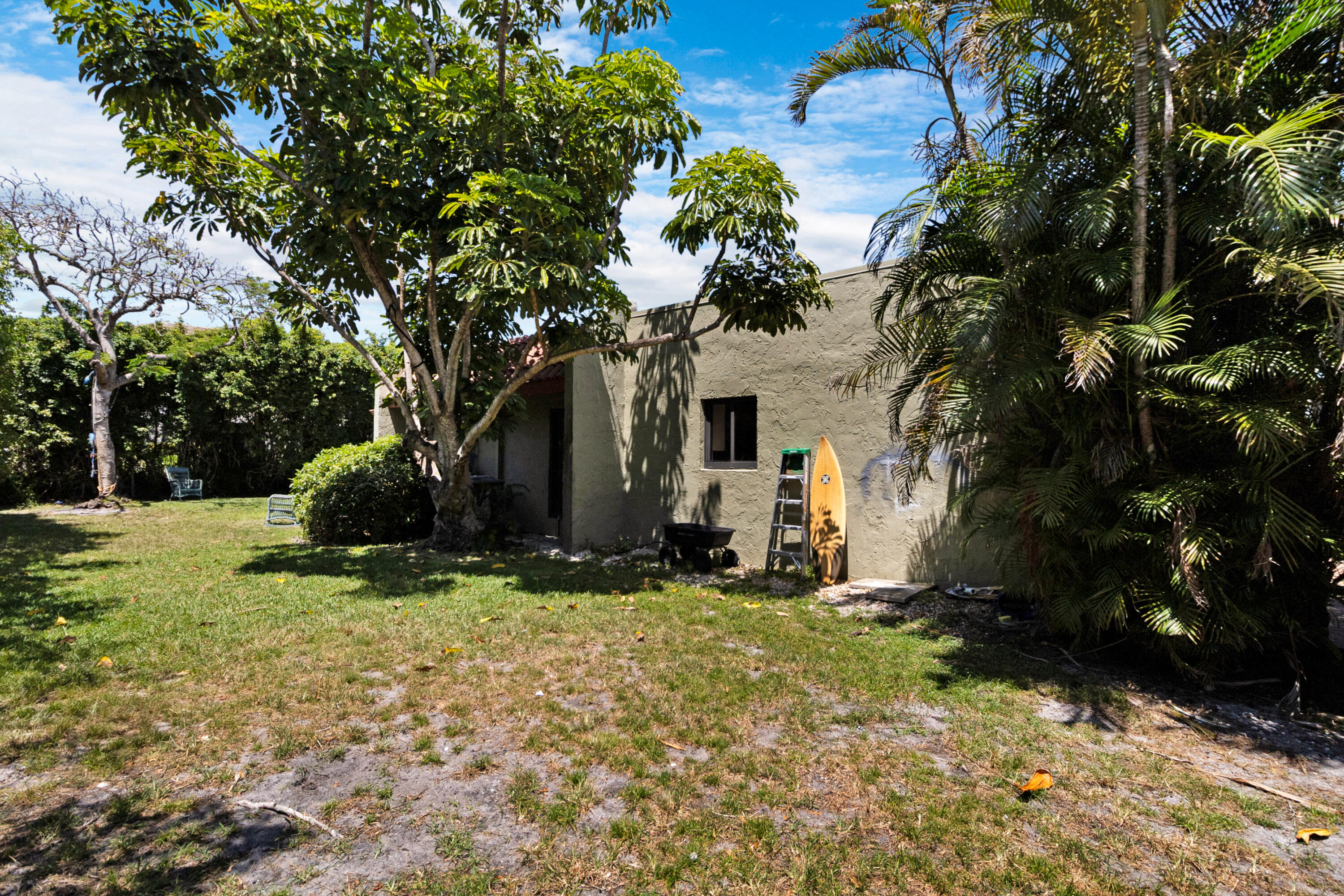 DEERFIELD PLAZA - Residential