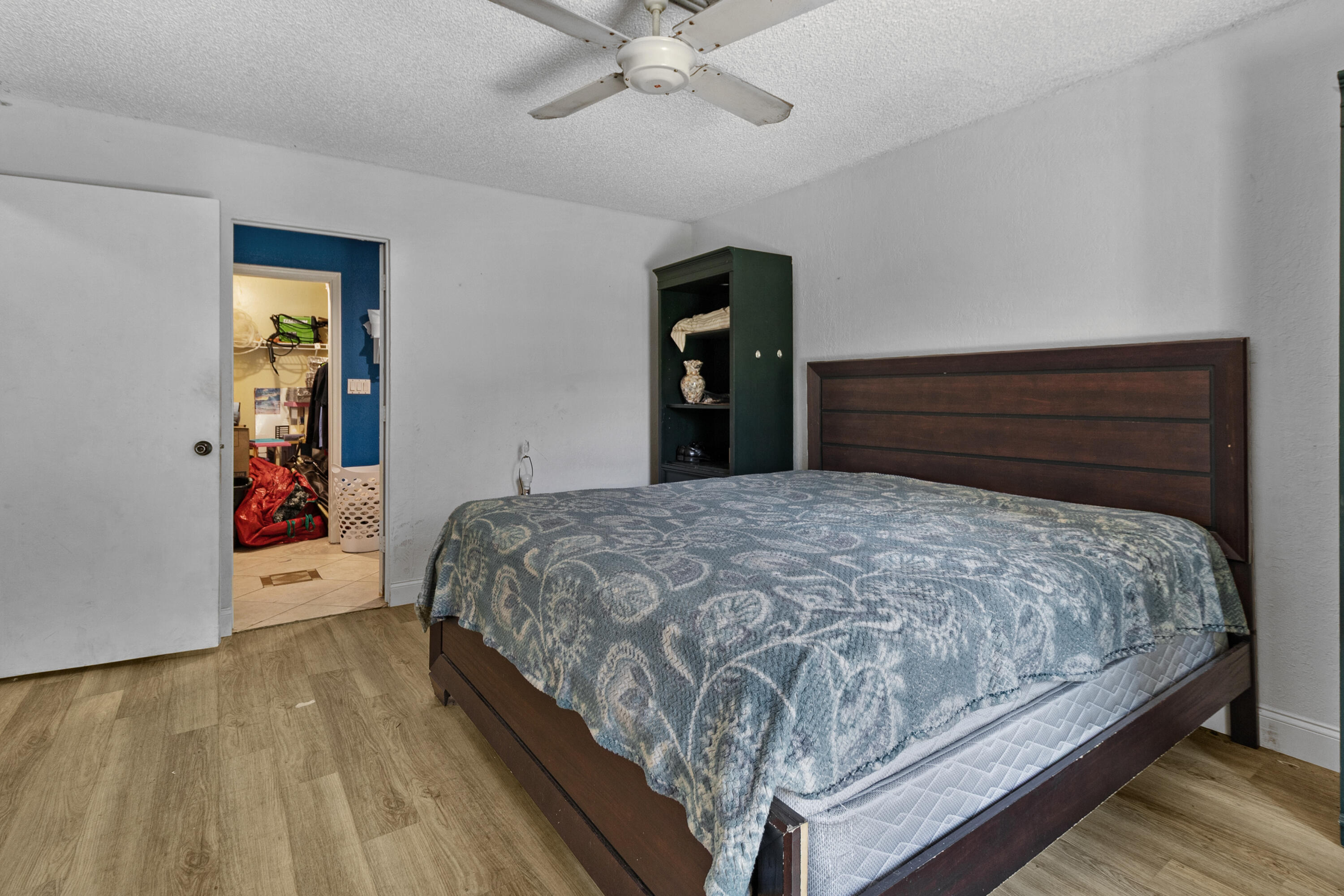 DEERFIELD PLAZA - Residential