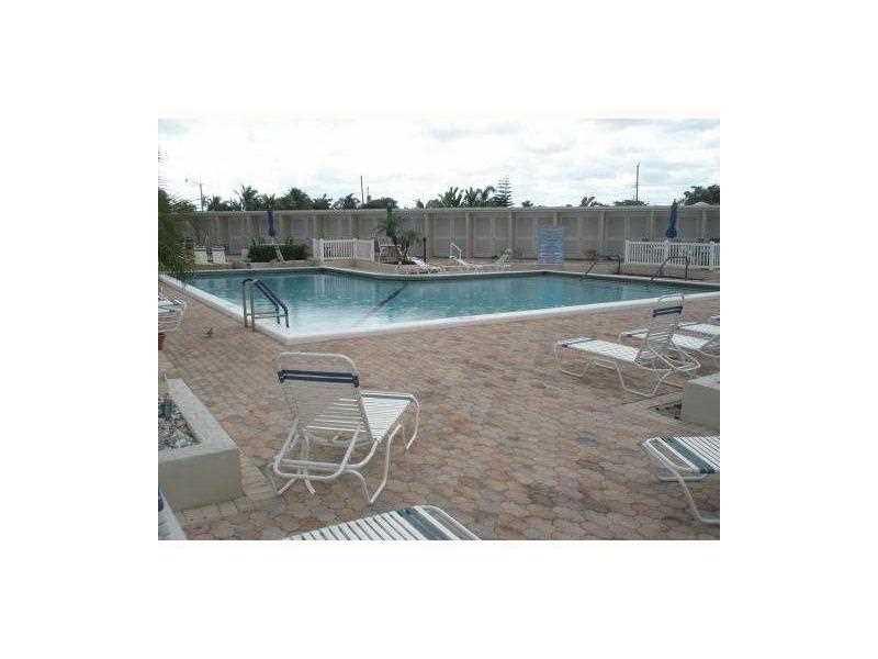 IMPERIAL POINT COLONNADES - Residential Lease