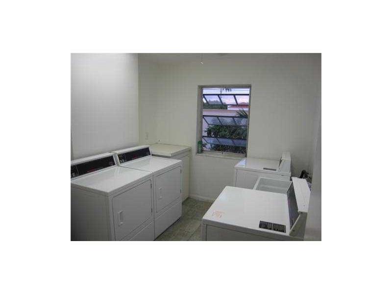 IMPERIAL POINT COLONNADES - Residential Lease