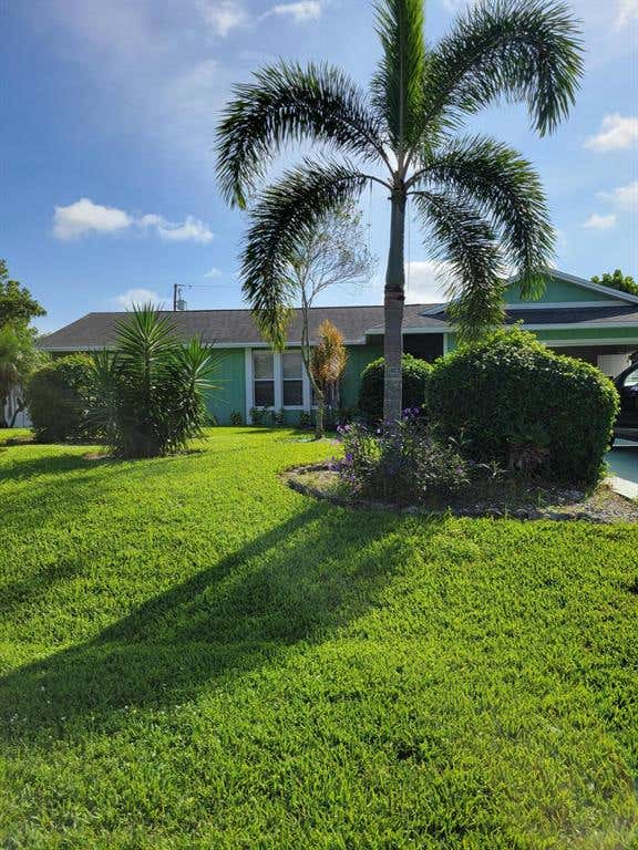 Photo of 661 SW Dalton Circle, Port Saint Lucie, FL 34953 (MLS # R10758301)