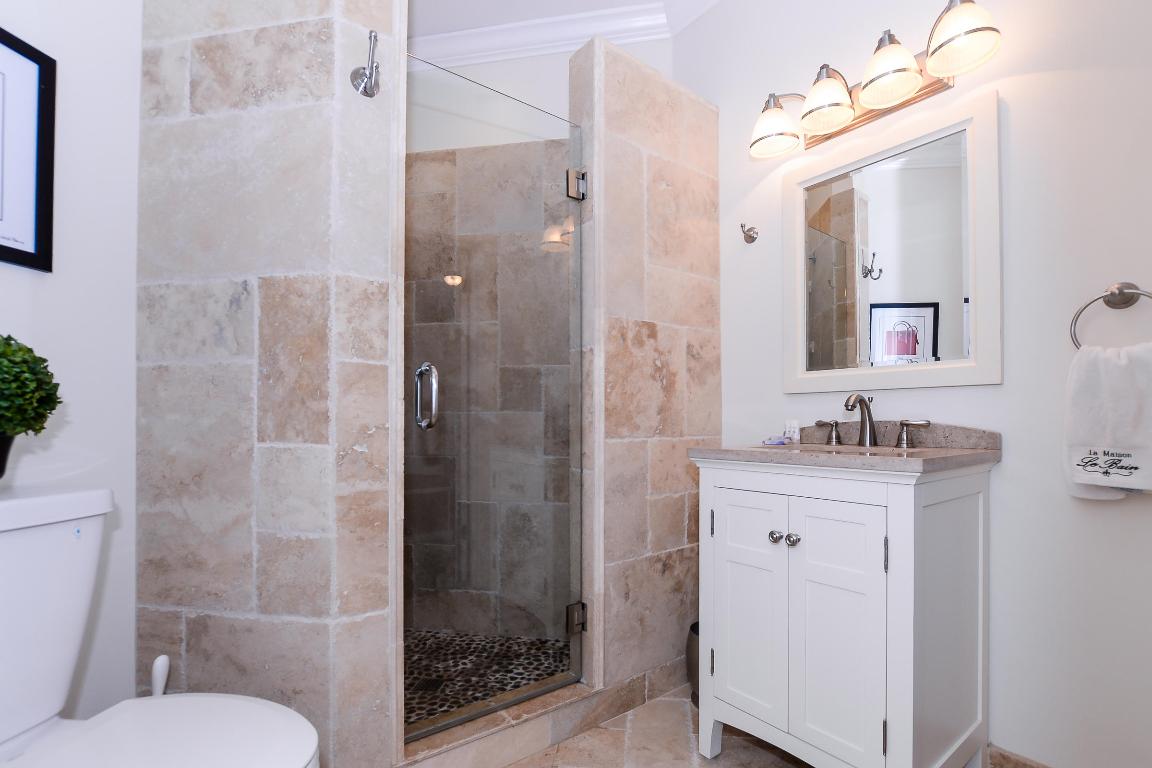 GOLF VILLAS CONDOMINIUM - Residential