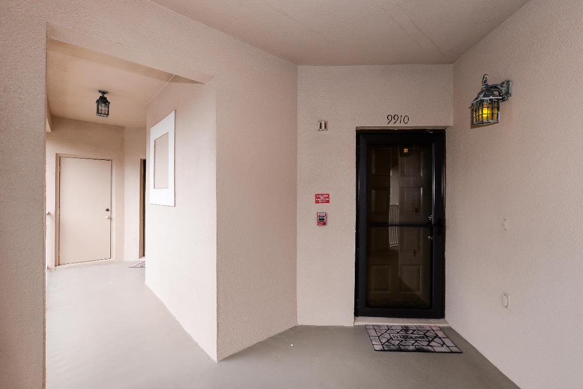 GOLF VILLAS CONDOMINIUM - Residential