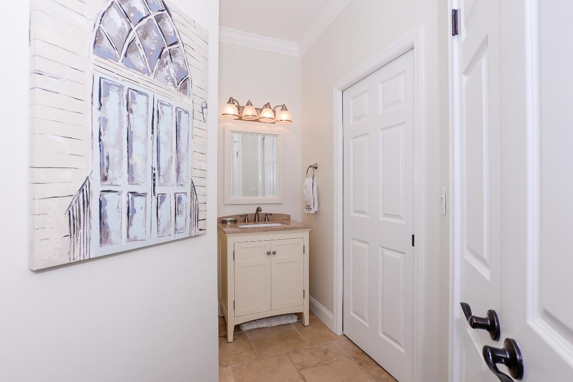 GOLF VILLAS CONDOMINIUM - Residential