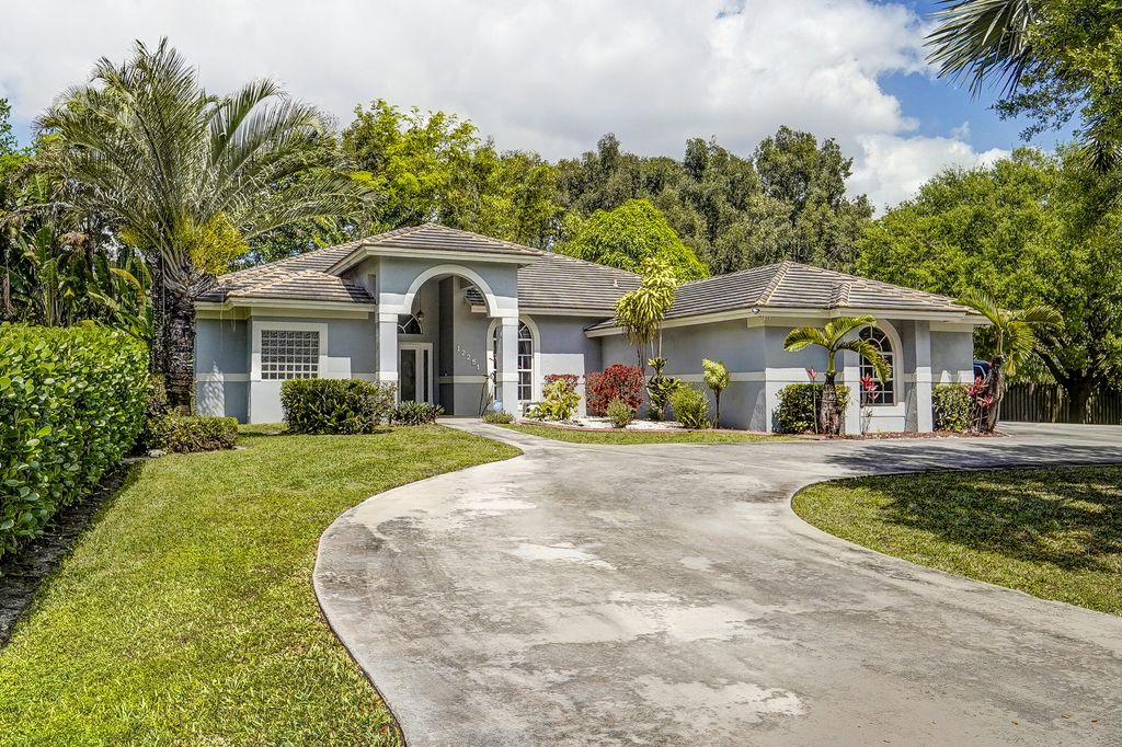 Photo of 12251 NW 20th Court, Plantation, FL 33323 (MLS # B26001245)