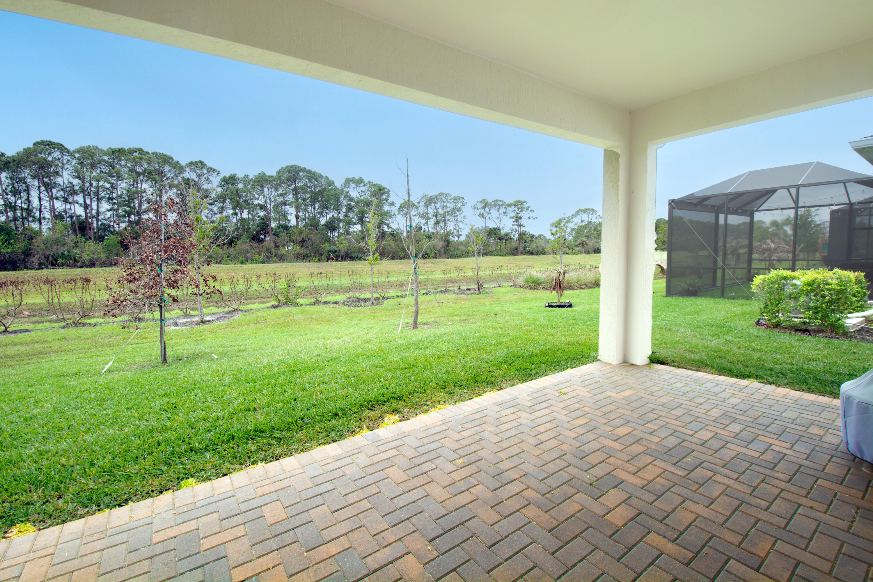 PALM VISTA EVERLANDS - Residential