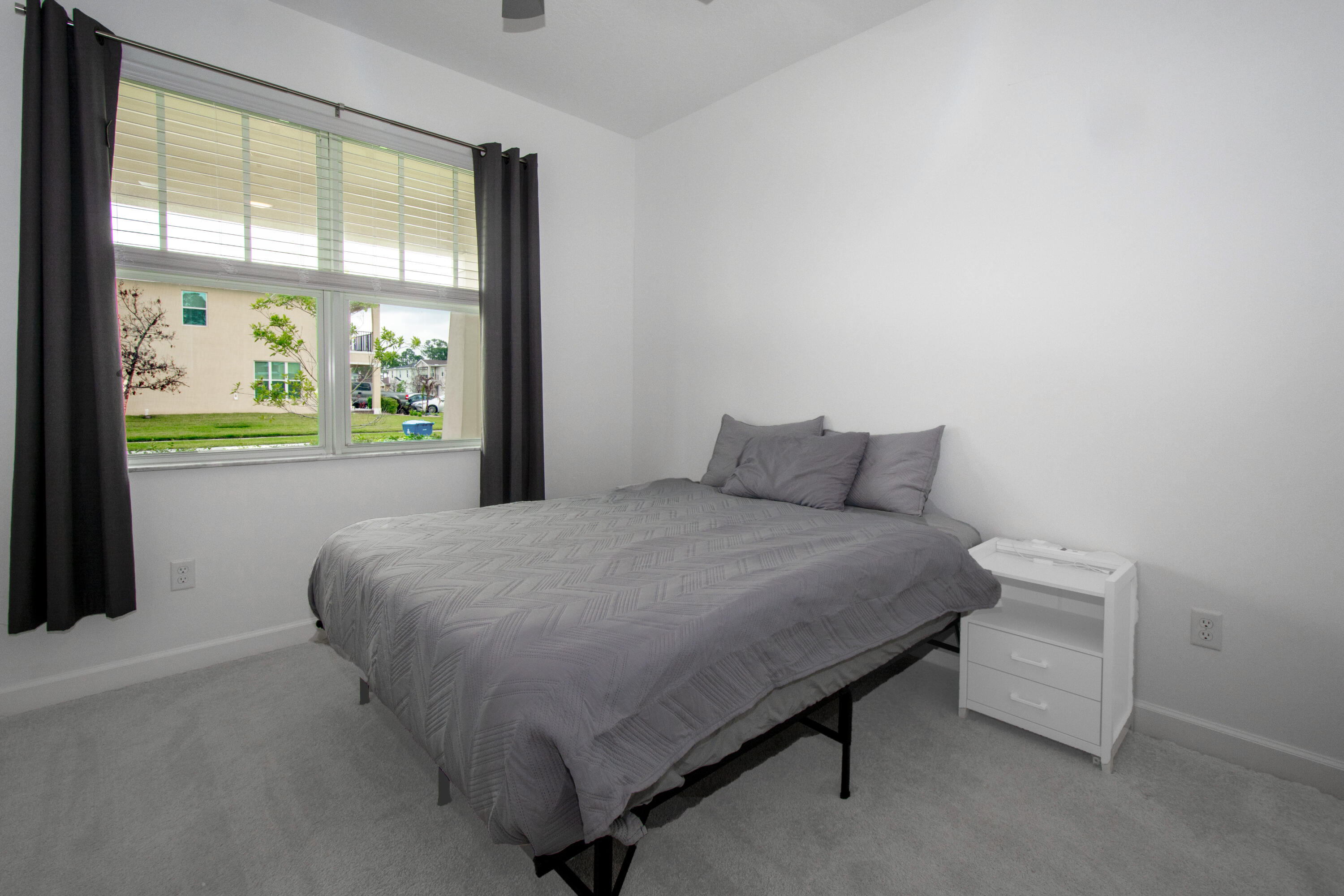 PALM VISTA EVERLANDS - Residential