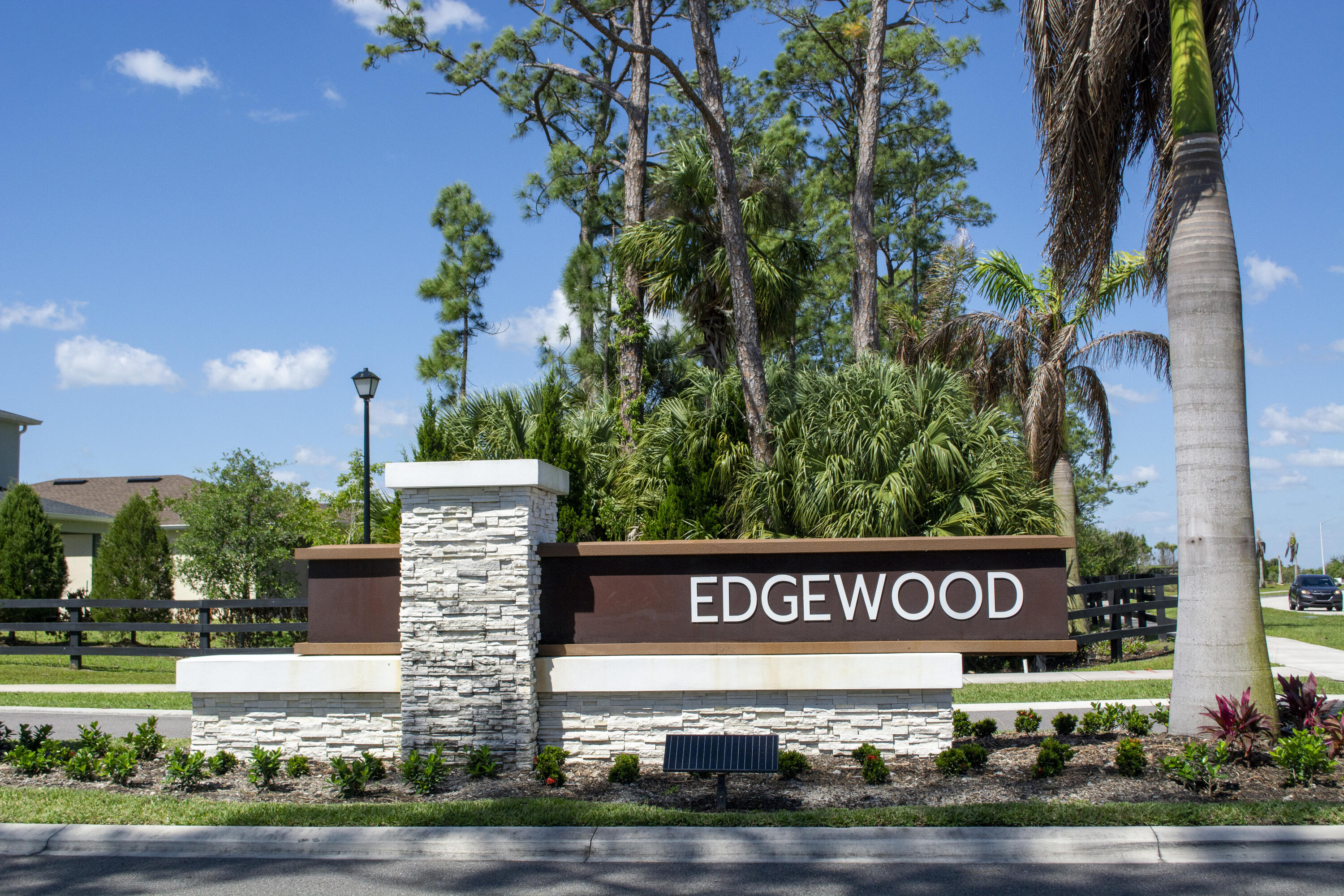 PALM VISTA EVERLANDS - Residential