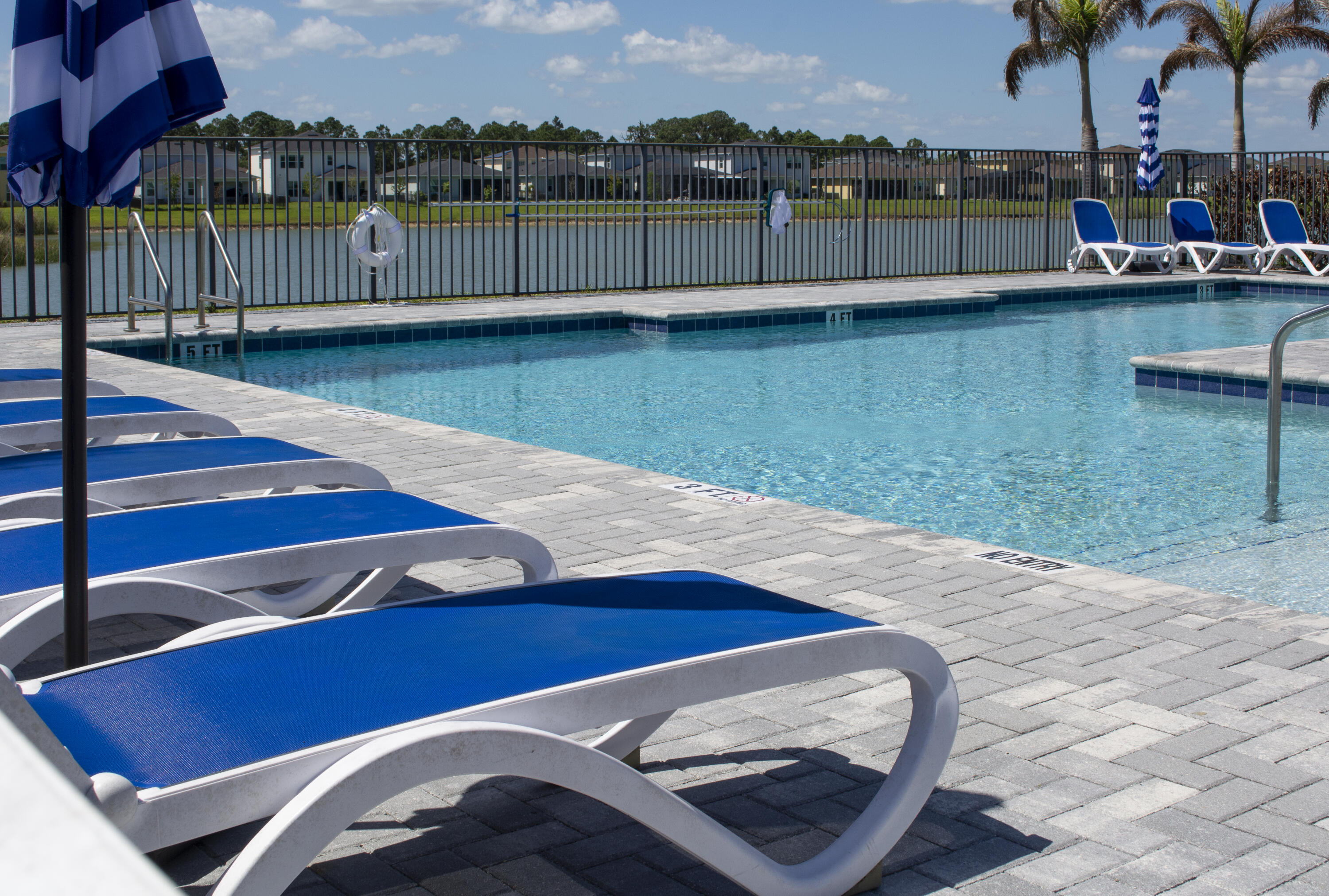 PALM VISTA EVERLANDS - Residential