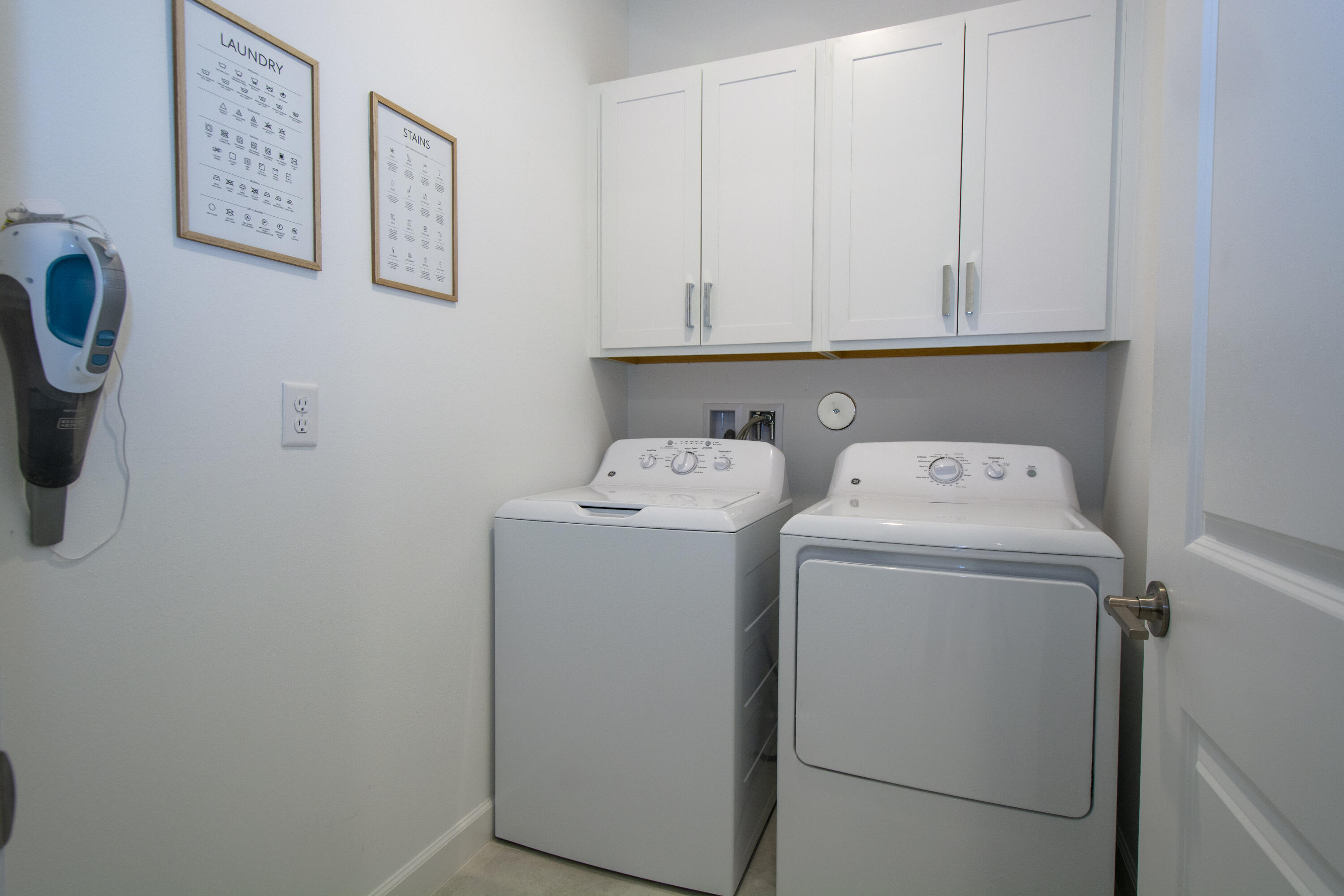 PALM VISTA EVERLANDS - Residential