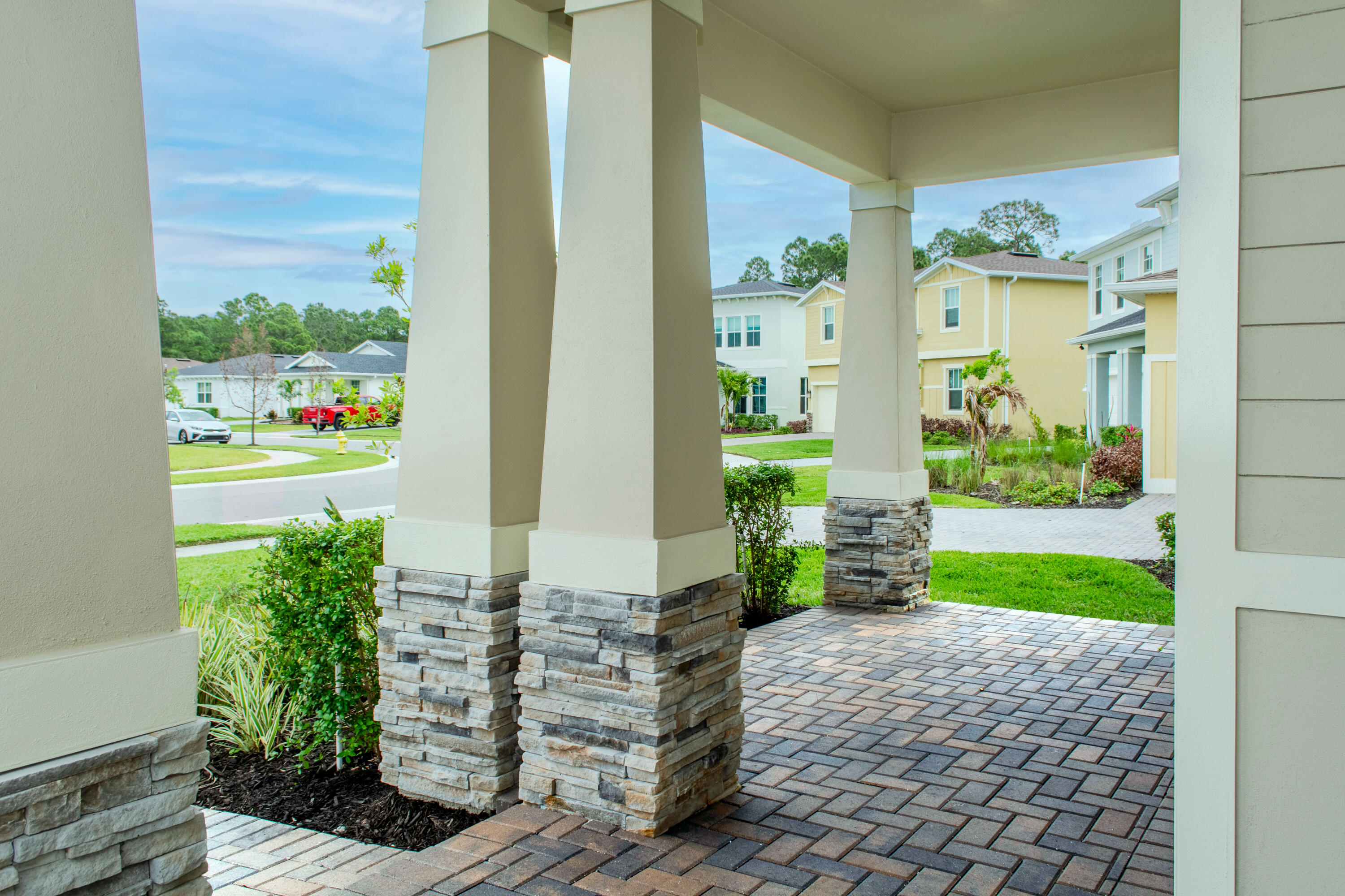 PALM VISTA EVERLANDS - Residential