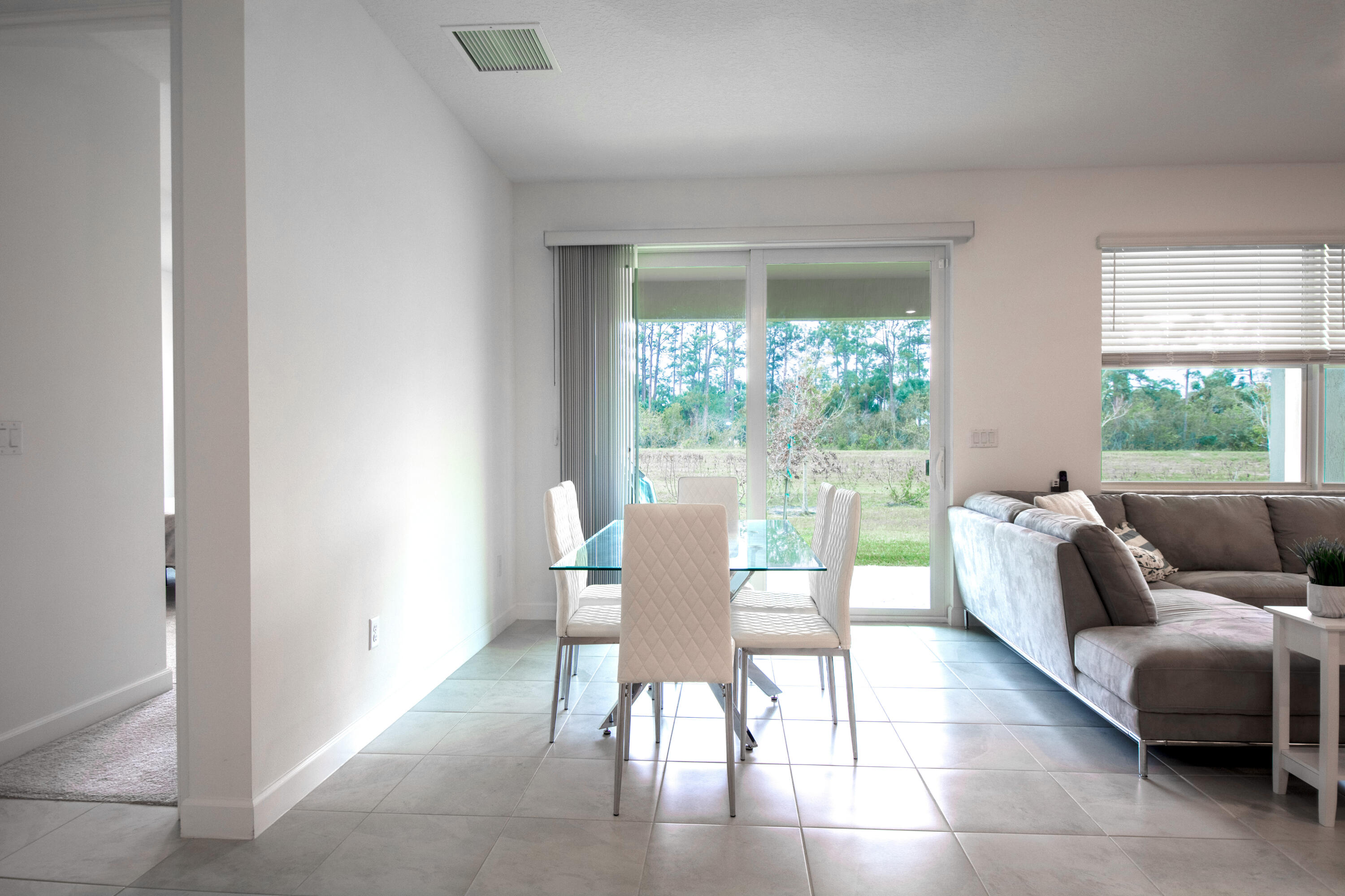 PALM VISTA EVERLANDS - Residential