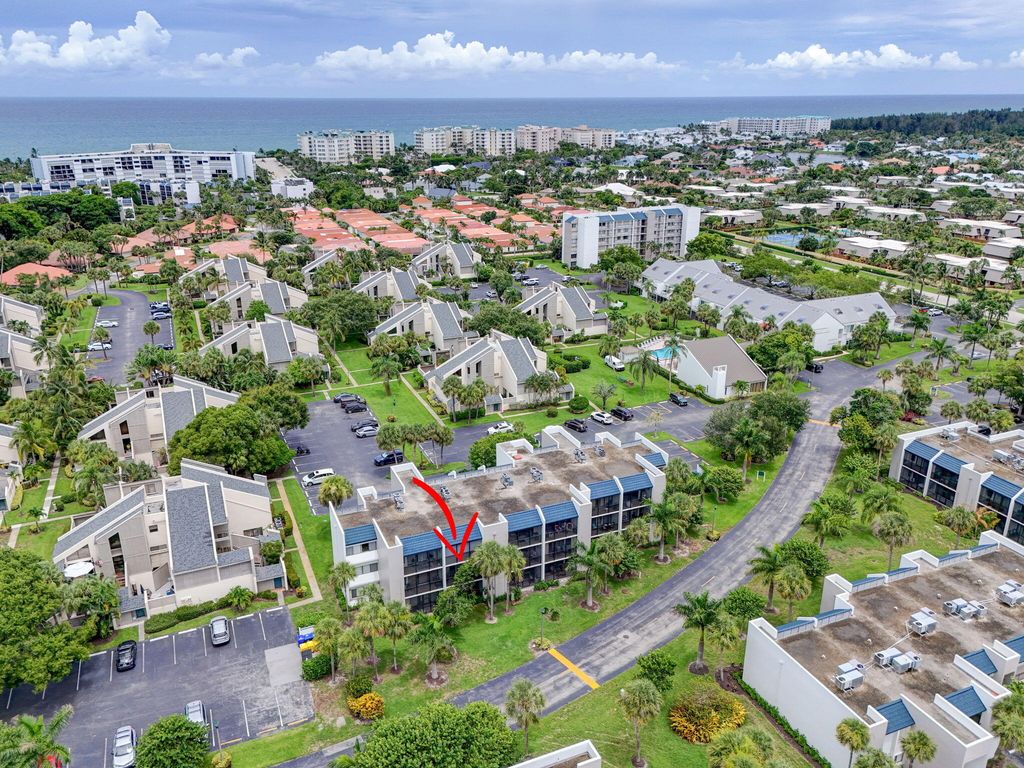 Photo of 1605 S Us Highway 1 #202v6, Jupiter, FL 33477 (MLS # R11108101)