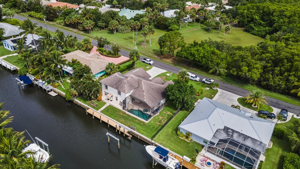 Photo of 9294 SE Kingsley Street, Hobe Sound, FL 33455 (MLS # R11001469)