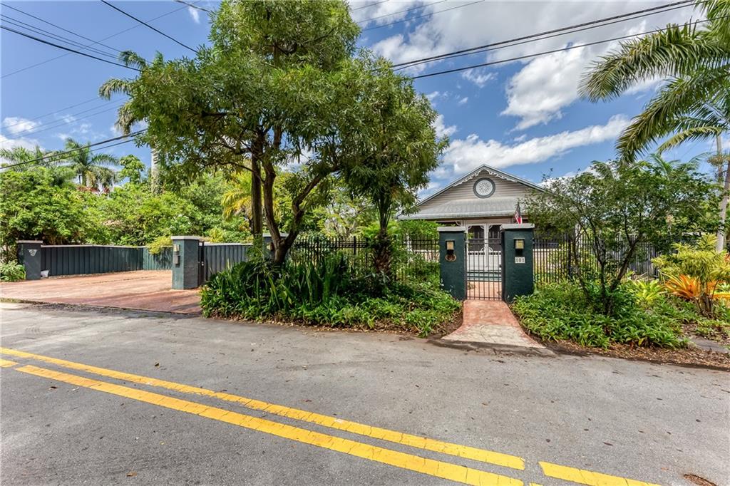 Bryan Sub Of Blk 21 Ft La - Residential