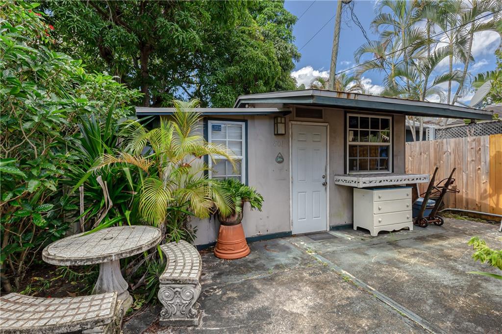 Bryan Sub Of Blk 21 Ft La - Residential