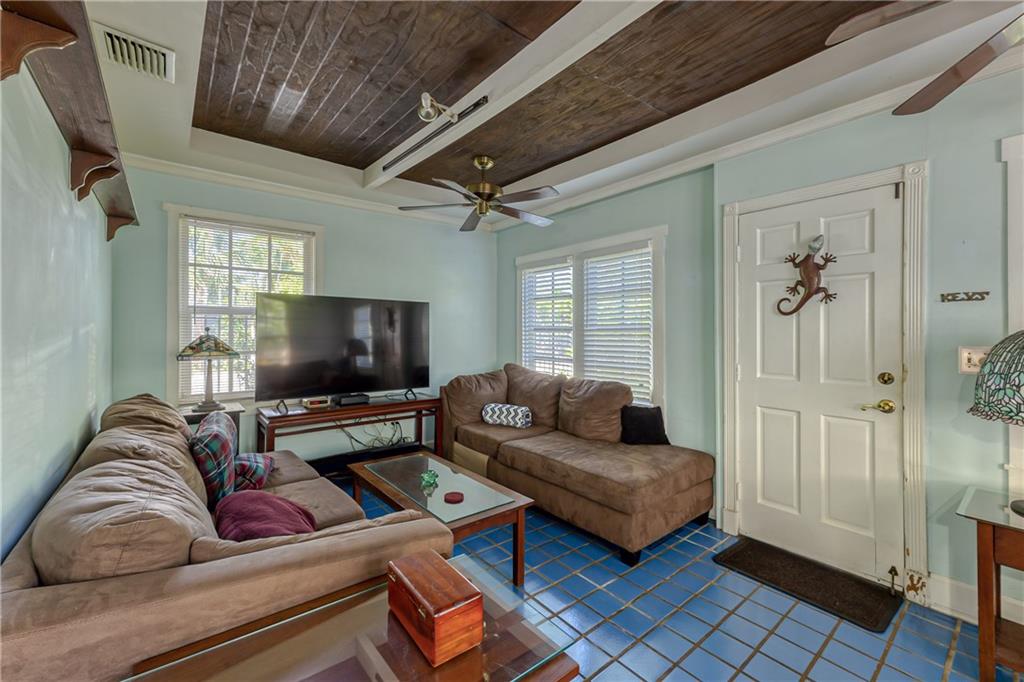 Bryan Sub Of Blk 21 Ft La - Residential