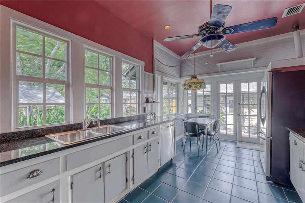 Bryan Sub Of Blk 21 Ft La - Residential