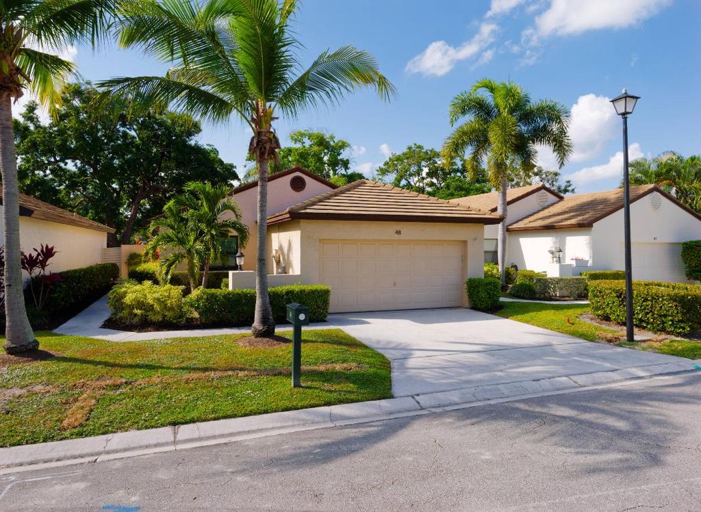 Photo of 48 Ironwood Way N, Palm Beach Gardens, FL 33418 (MLS # R11142258)