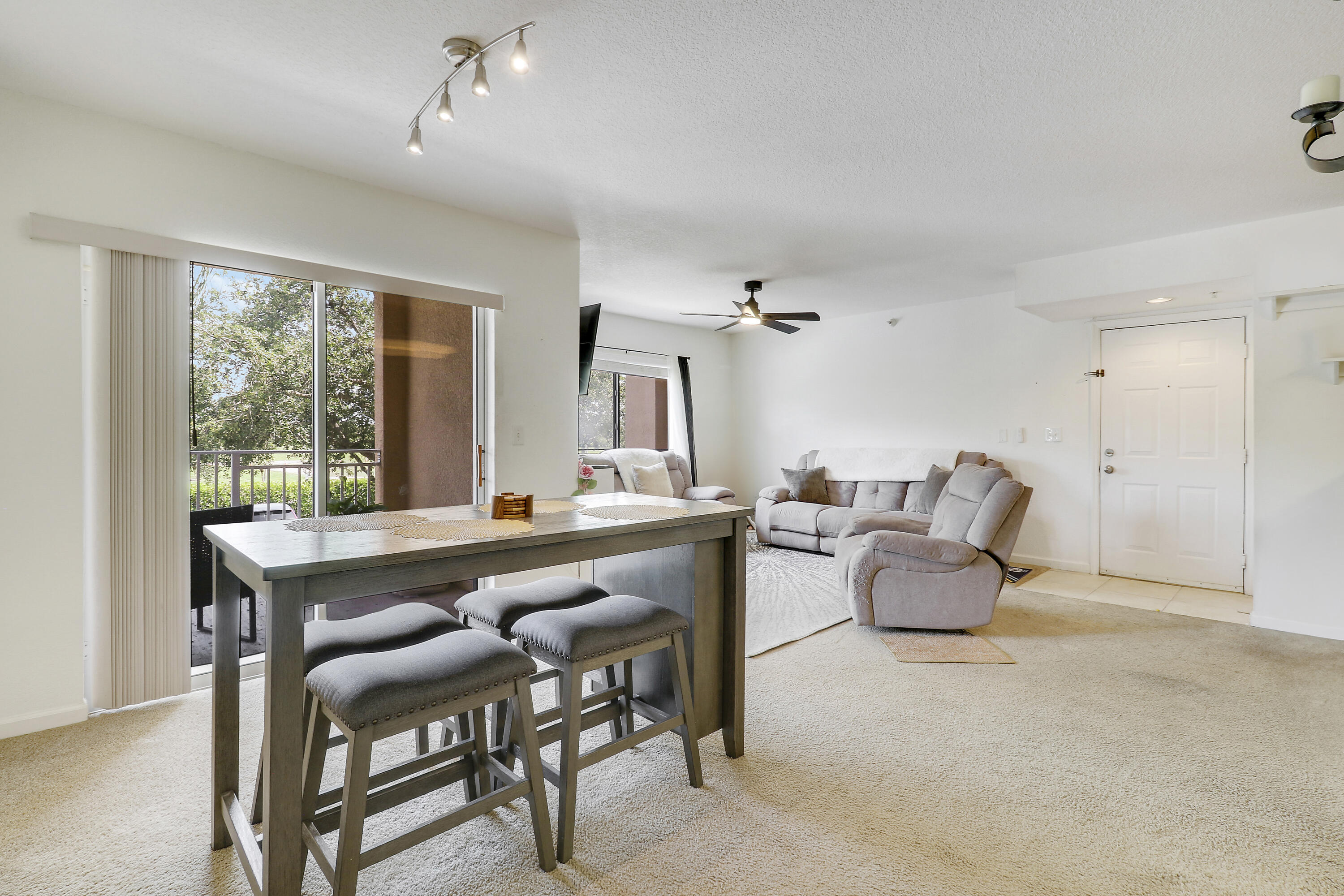 THE CLUB AT ST LUCIE WEST, A CONDOMINIUM - Residential