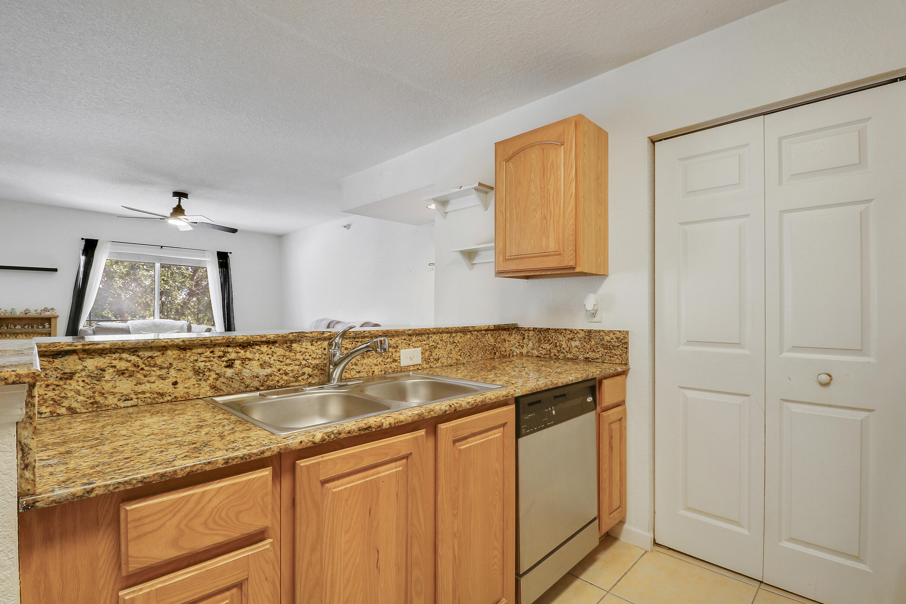 THE CLUB AT ST LUCIE WEST, A CONDOMINIUM - Residential