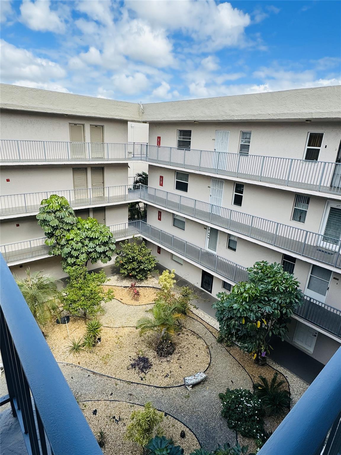 SOMERSET 1 - Residential