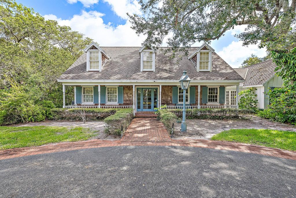 Photo of 5373 Point Lane E, Jupiter, FL 33458 (MLS # R10904639)