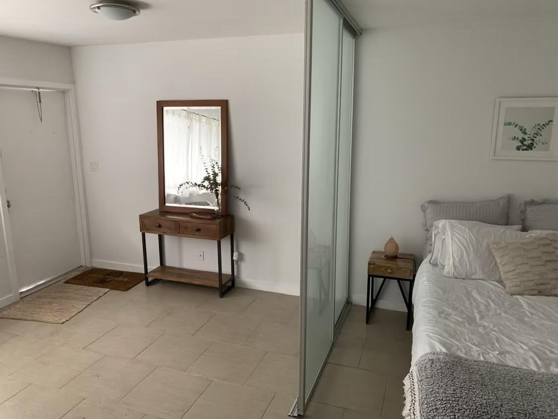 OAKLAND OCEAN MILE - Residential Lease