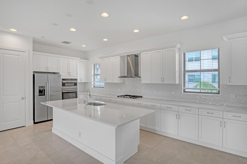 Photo of 12604 Machiavelli Way, Palm Beach Gardens, FL 33418 (MLS # R11008137)