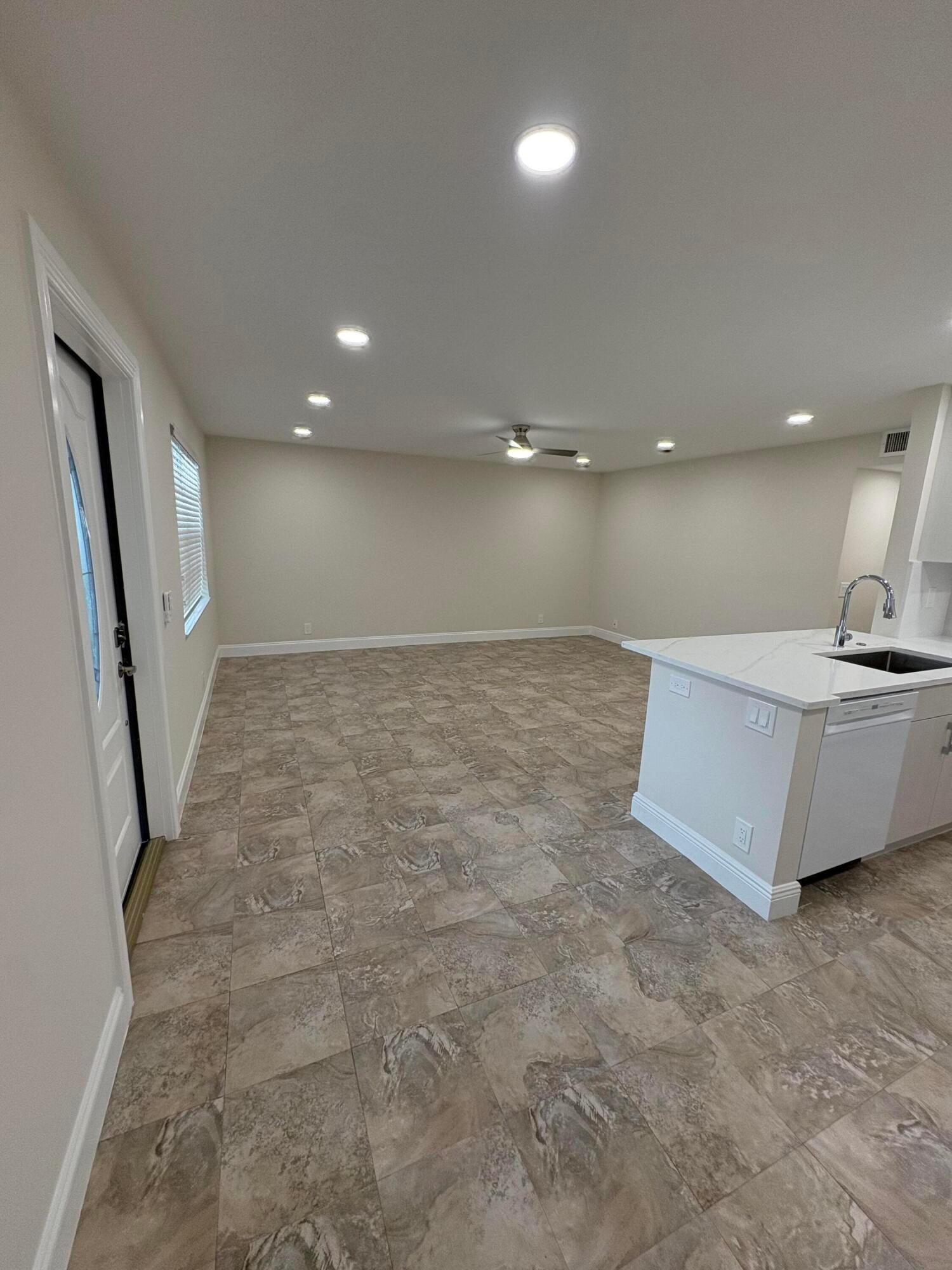 883 Normandy Lane 883