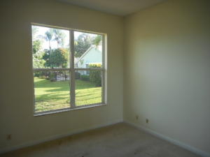 SHORES 4 - Residential