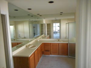 SHORES 4 - Residential