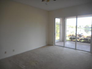 SHORES 4 - Residential