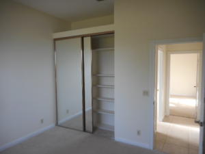 SHORES 4 - Residential