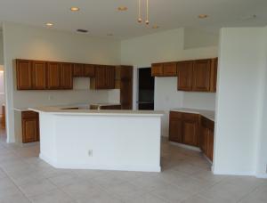 SHORES 4 - Residential