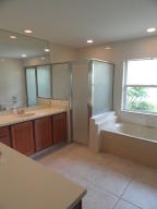 SHORES 4 - Residential