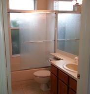 SHORES 4 - Residential