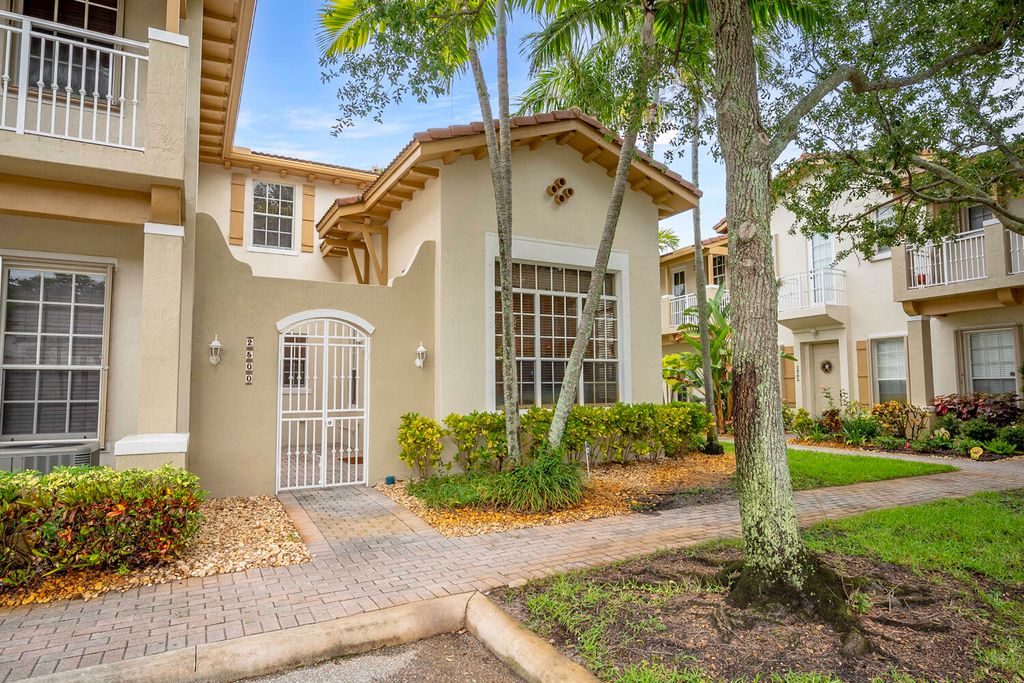 Photo of 2500 NW 4th Street, Boynton Beach, FL 33426 (MLS # R11005107)